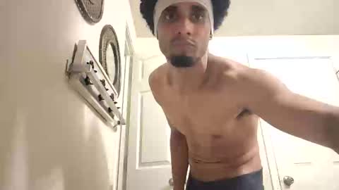 Snapshot of mister7117 chatting on November 16, 6:41 am Ayejay online show from November 16, 6:41 am