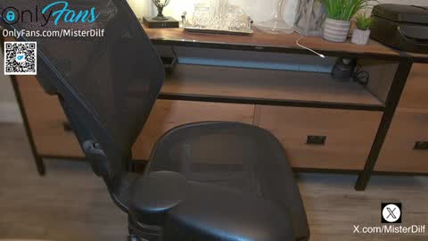 MISTER DILF  online show from February 8, 2:49 pm