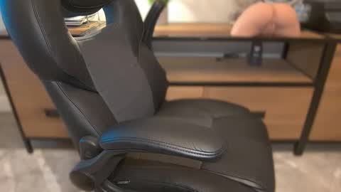 MISTER DILF  online show from October 2, 1:29 pm