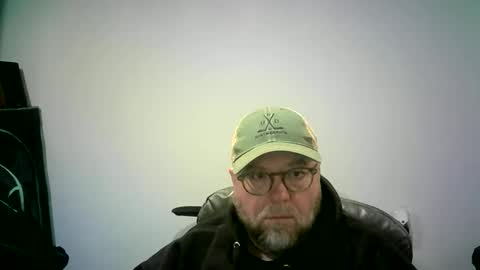 Snapshot of mister_happy567 chatting on October 14, 5:52 am Mr. Happy online show from October 14, 5:52 am