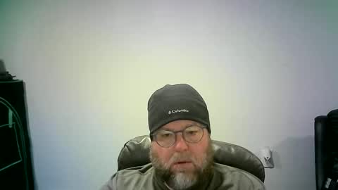 Mr. Happy online show from November 30, 8:07 am