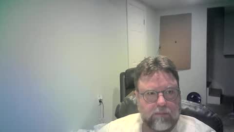 Mr. Happy online show from February 28, 3:07 am