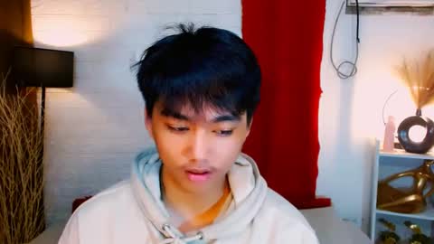 Snapshot of mister_officer chatting on December 2, 3:36 pm SAINT SACHI  will make your day  online show from December 2, 3:36 pm