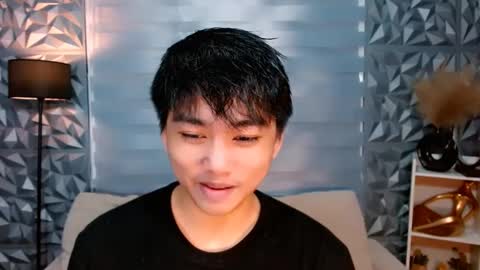 Snapshot of mister_officer chatting on December 13, 2:16 pm SAINT SACHI  will make your day  online show from December 13, 2:16 pm