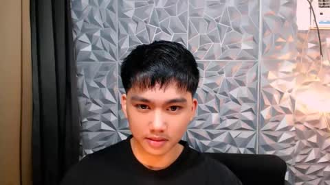 Snapshot of mister_officer chatting on December 23, 12:25 am SAINT SACHI  will make your day  online show from December 23, 12:25 am