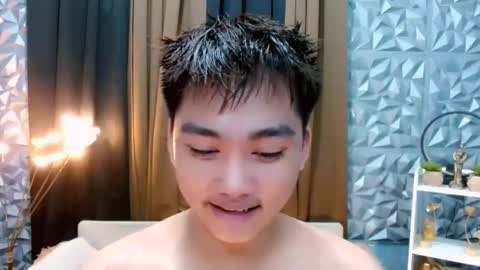Snapshot of mister_officer chatting on September 25, 9:13 am SAINT SACHI  will make your day  online show from September 25, 9:13 am