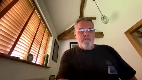 Misterblivs online show from May 14, 1:29 pm