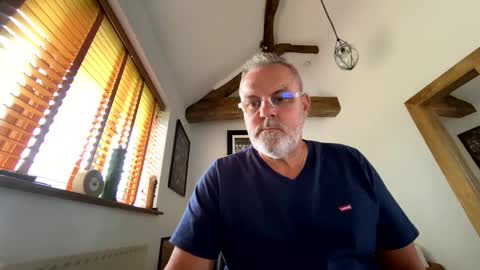 Misterblivs online show from June 6, 11:48 am