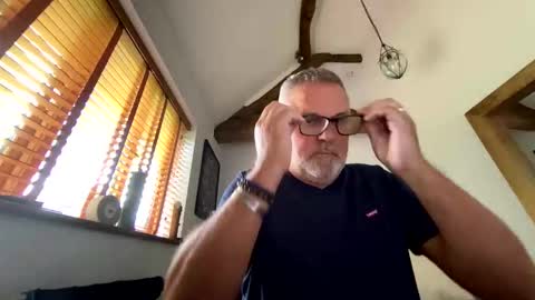 Misterblivs online show from June 7, 1:59 pm