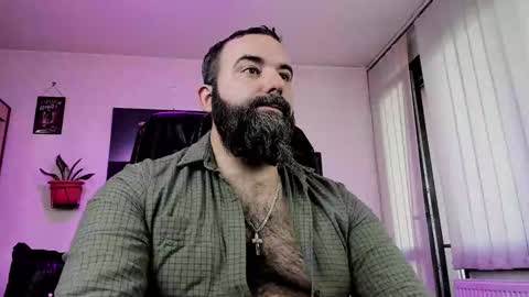 Snapshot of misterlov3r chatting on January 23, 11:04 am misterlov3r online show from January 23, 11:04 am