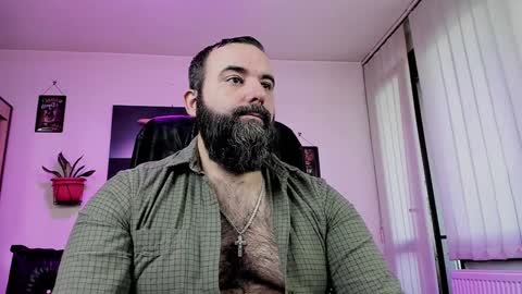 Snapshot of misterlov3r chatting on January 29, 10:05 am misterlov3r online show from January 29, 10:05 am