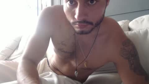 mistersam33 online show from January 11, 8:32 pm