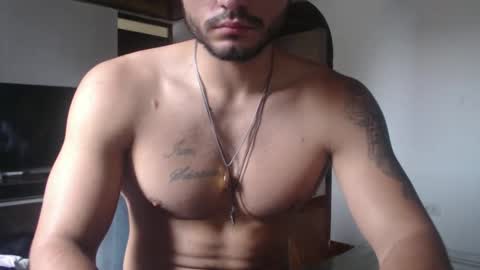 mistersam33 online show from February 11, 2:24 pm