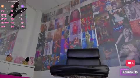 Snapshot of mistileav chatting on February 1, 5:50 am online show from February 1, 5:50 am