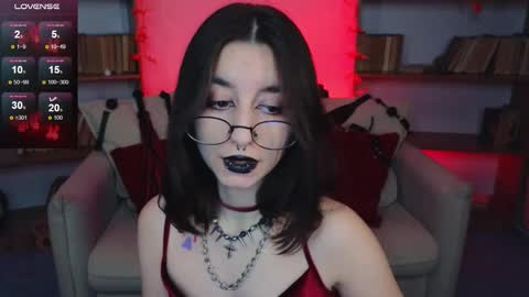 Marcelline online show from September 17, 9:33 am