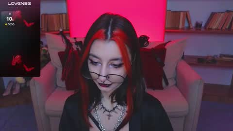 Marcelline online show from November 20, 10:37 am