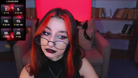 Marcelline online show from December 5, 9:51 am