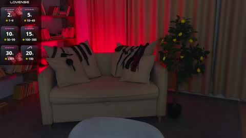 Marcelline online show from May 29, 1:47 am