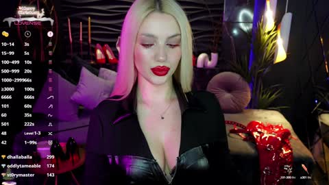 Darsy online show from December 22, 12:05 pm