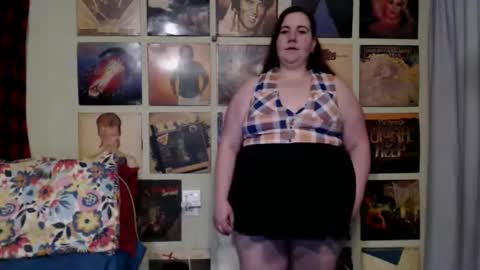 Snapshot of mistress_hailey chatting on April 16, 2:29 pm mistress_hailey online show from April 16, 2:29 pm
