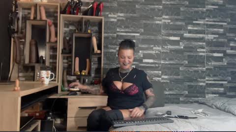 Mistress Mirybossy online show from December 3, 1:52 am