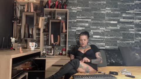 Mistress Mirybossy online show from February 7, 7:07 am