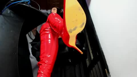 Snapshot of mistressanna_ chatting on May 5, 1:13 am Mistress Anna Alves online show from May 5, 1:13 am