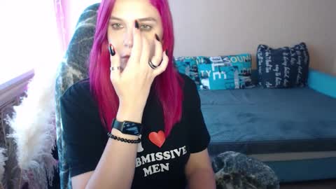 Miss Bailey online show from November 15, 9:06 am