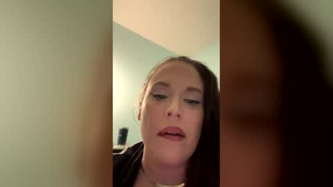 Snapshot of mistressdannydarko chatting on April 7, 3:40 am mistressdannydarko online show from April 7, 3:40 am