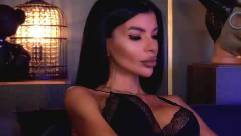 Snapshot of mistresselenia chatting on July 16, 1:06 pm Elenia online show from July 16, 1:06 pm