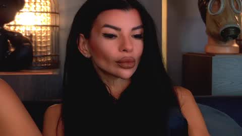 Snapshot of mistresselenia chatting on July 24, 9:07 am Elenia online show from July 24, 9:07 am