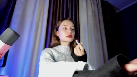 Snapshot of mistresselizy chatting on October 12, 1:10 pm mistresselizy online show from October 12, 1:10 pm