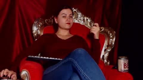 Snapshot of mistressfabiola chatting on March 10, 7:41 pm Mistress Fabiola online show from March 10, 7:41 pm