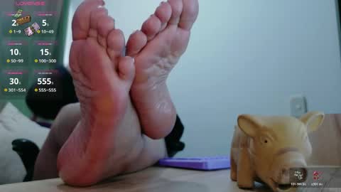 Snapshot of mistressjm_ chatting on April 29, 12:31 pm Jhadee online show from April 29, 12:31 pm