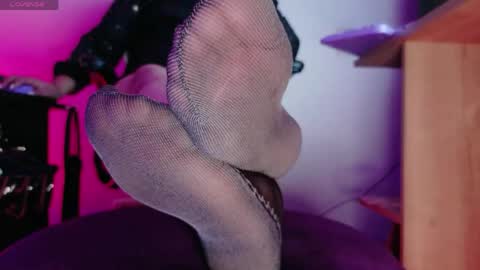 Snapshot of mistressjm_ chatting on May 4, 3:52 pm Jhadee online show from May 4, 3:52 pm