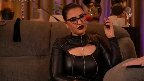 Mistress Kelly online show from October 24, 11:45 pm