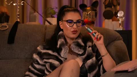 Mistress Kelly online show from November 8, 12:44 am