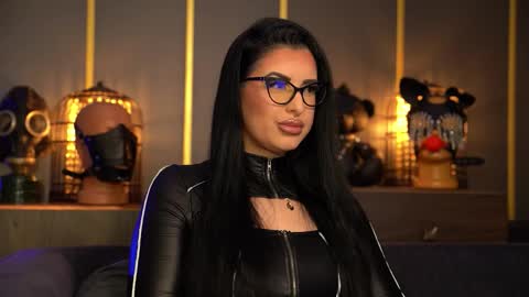 Mistress Kelly online show from February 12, 11:11 pm