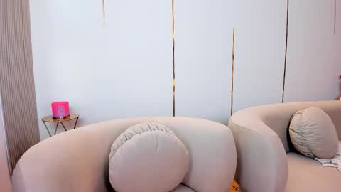 Snapshot of mistresskennya chatting on October 30, 6:30 pm mistresskennya online show from October 30, 6:30 pm