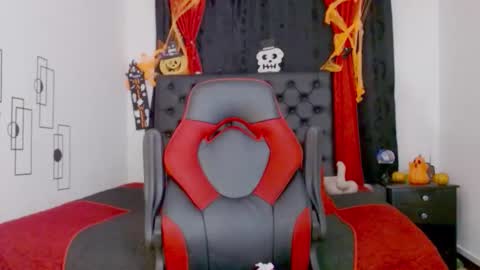 Snapshot of mistresslombana_666 chatting on October 7, 5:59 am Mistresslombana online show from October 7, 5:59 am