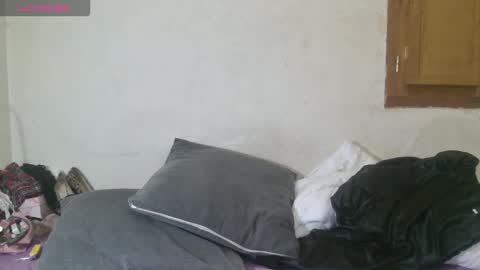 mistressmilly32 online show from December 4, 10:35 am