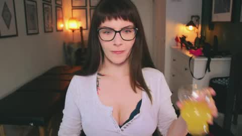 SANDY online show from March 18, 4:10 pm