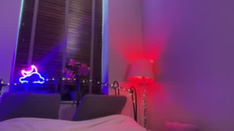 Miss X online show from April 21, 1:50 pm