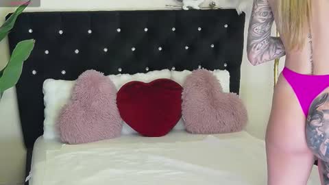 Misty online show from January 13, 1:49 pm