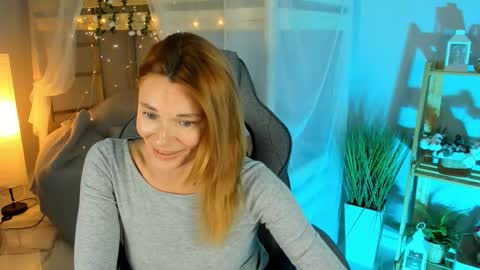 MistyBarnes NONUDE MODEL online show from November 20, 1:22 pm