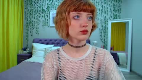 Snapshot of mistymarlow chatting on February 6, 6:40 am Misty online show from February 6, 6:40 am