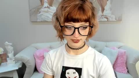 Snapshot of mistymarlow chatting on February 7, 6:33 pm Misty online show from February 7, 6:33 pm