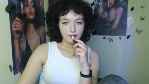 Aria online show from November 10, 1:54 pm