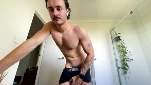 mitch28282 online show from November 25, 4:56 am