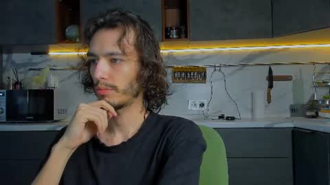 Snapshot of mitchelkurse chatting on July 6, 7:05 pm MitchelKurse online show from July 6, 7:05 pm